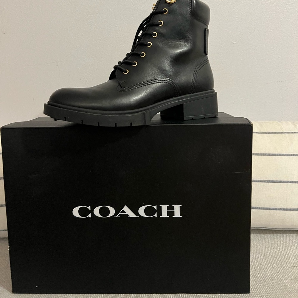Black Coach Lorimer 8B boots